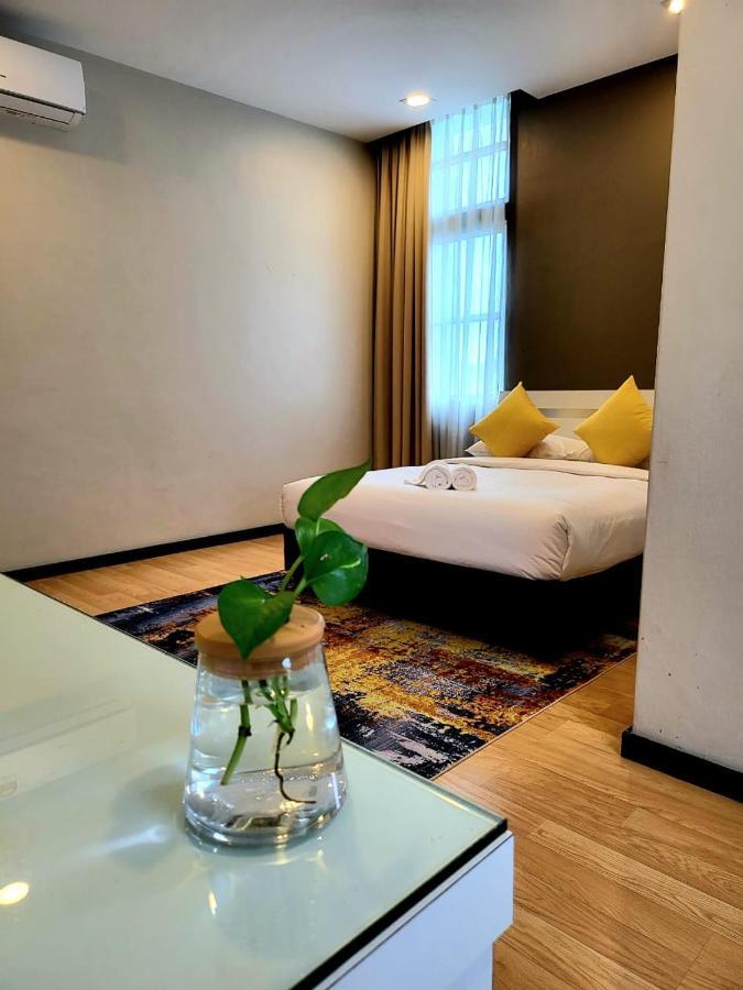 Lovita Hotel Kuantan Kültér fotó