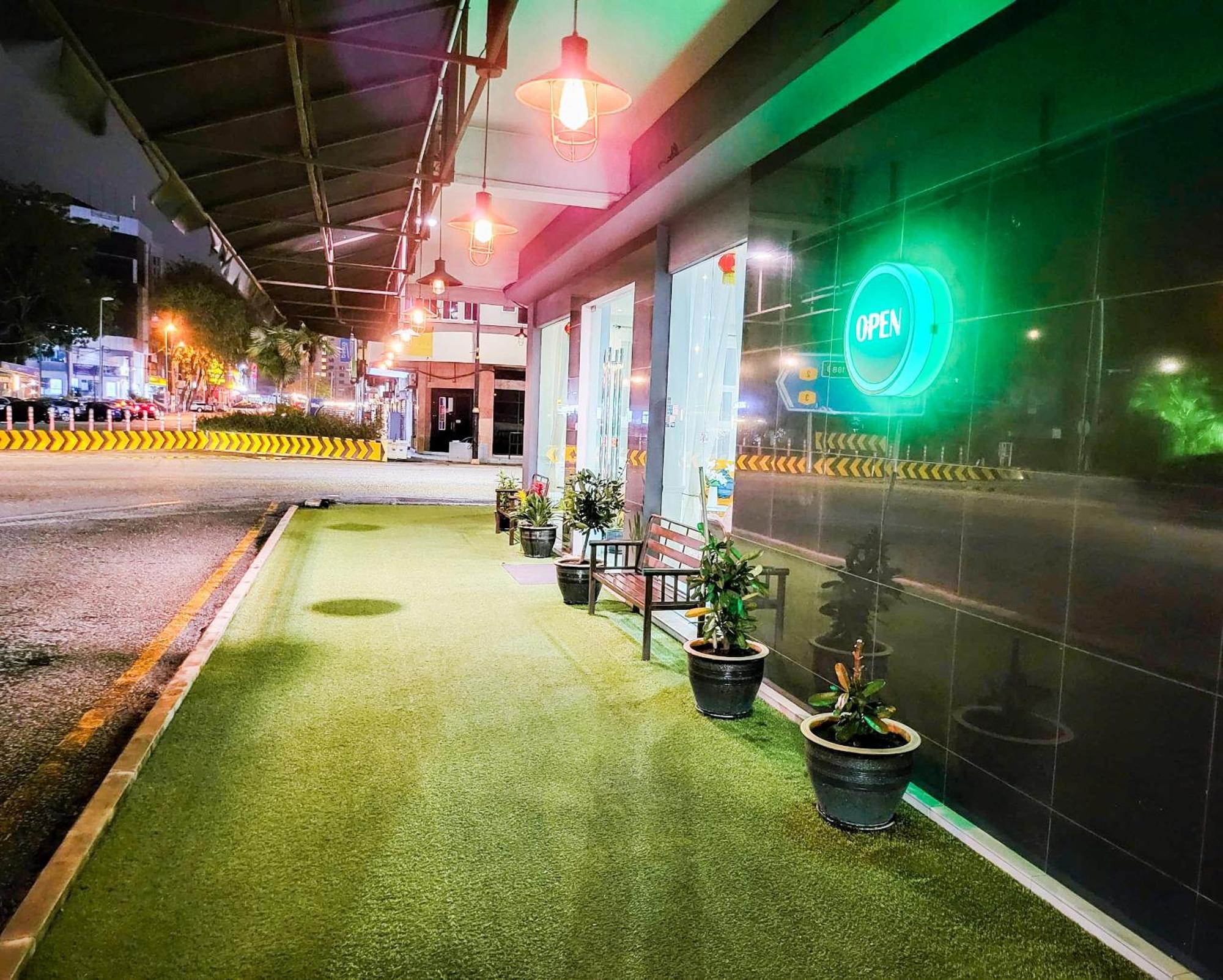 Lovita Hotel Kuantan Kültér fotó