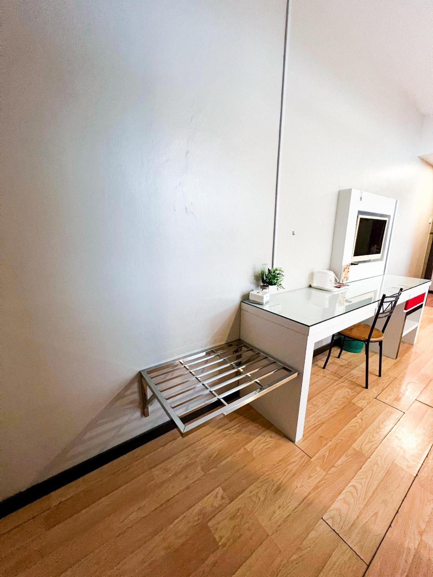 Lovita Hotel Kuantan Kültér fotó