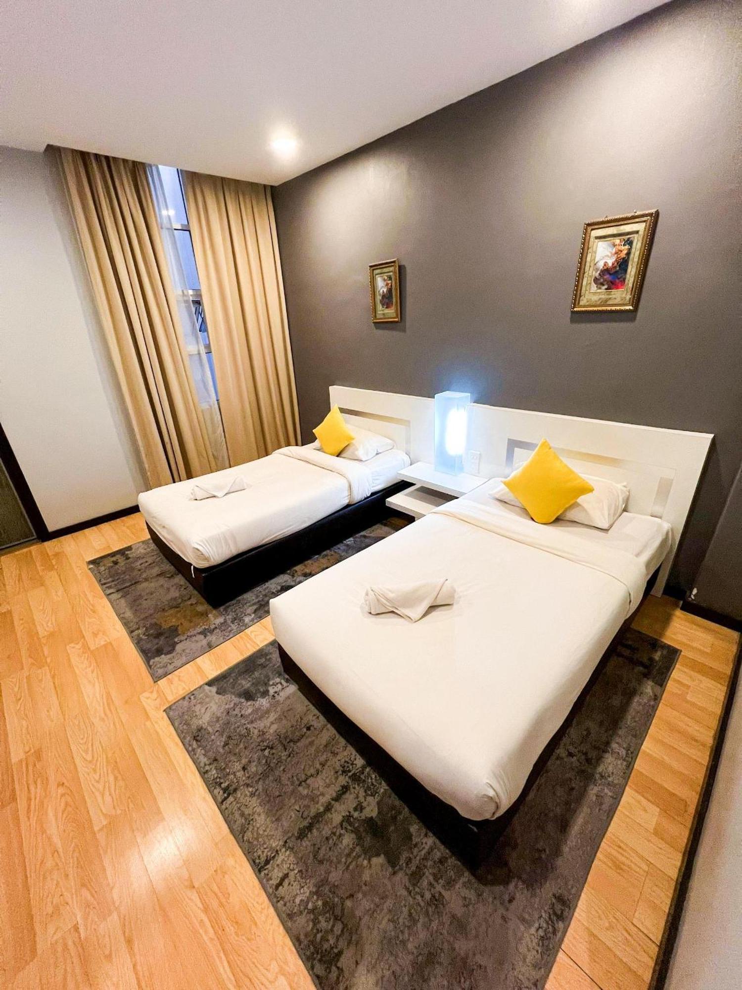Lovita Hotel Kuantan Kültér fotó